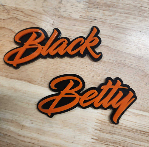 Insignia de texto personalizada - Escriba la suya propia - Fuente de secuencia de comandos - Doble capa
