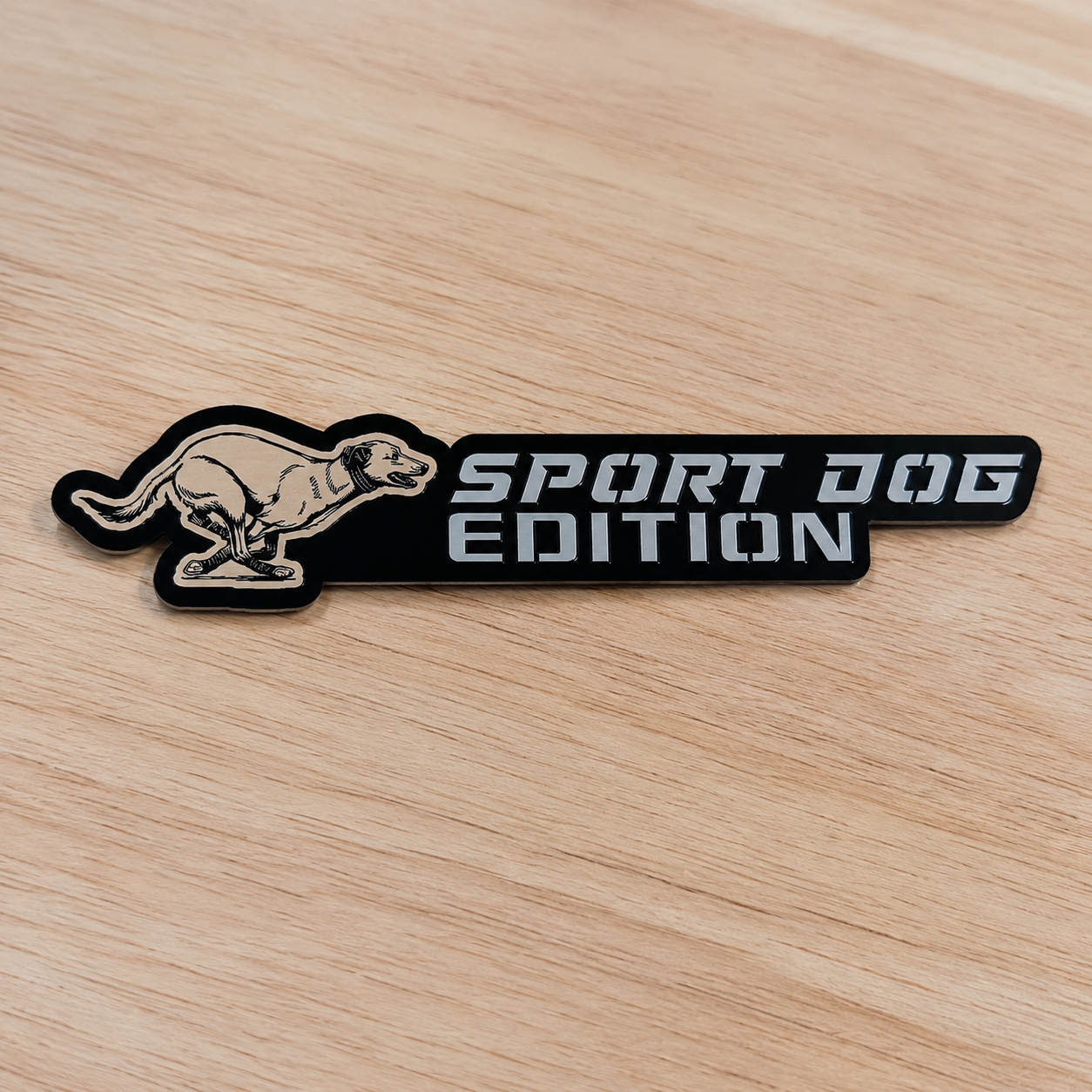 Insignia de texto personalizada - Escriba la suya propia - Fuente agresiva - Doble capa