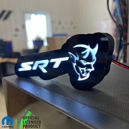 Badge lumineux à LED SRT® Demon® - Blanc ou RVB - Montage sur calandre ou carrosserie - Produit sous licence officielle