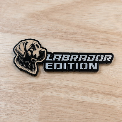 Insignia de texto personalizada - Escriba la suya propia - Fuente agresiva - Doble capa