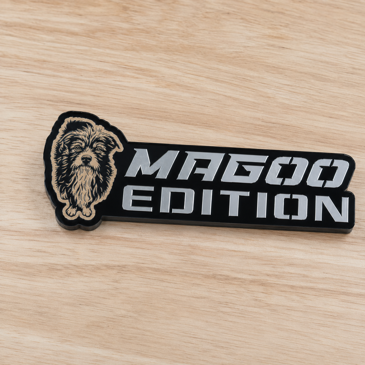 Insignia de texto personalizada - Escriba la suya propia - Fuente agresiva - Doble capa