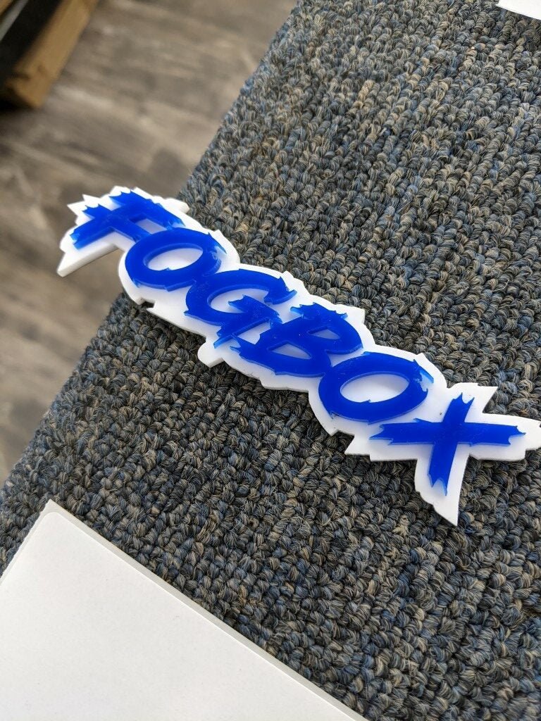 FogBox Car Badge - Blue On White - Lightning Font