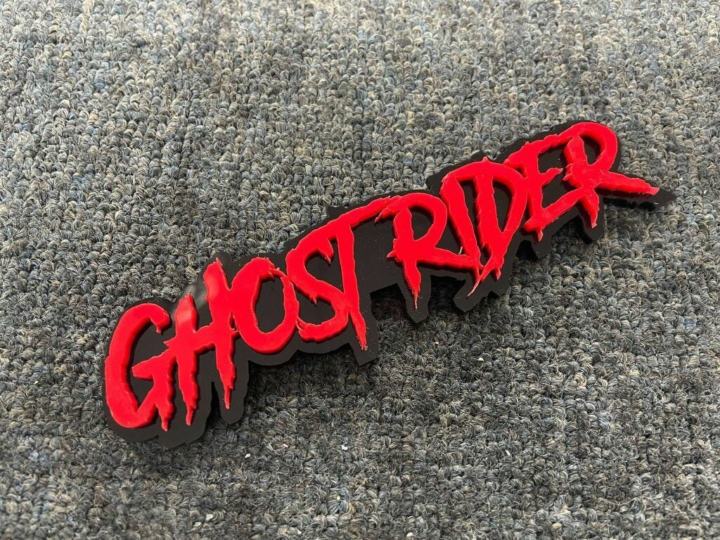 Insigne de voiture Ghost Rider - Rouge sur noir brillant - Police agressive