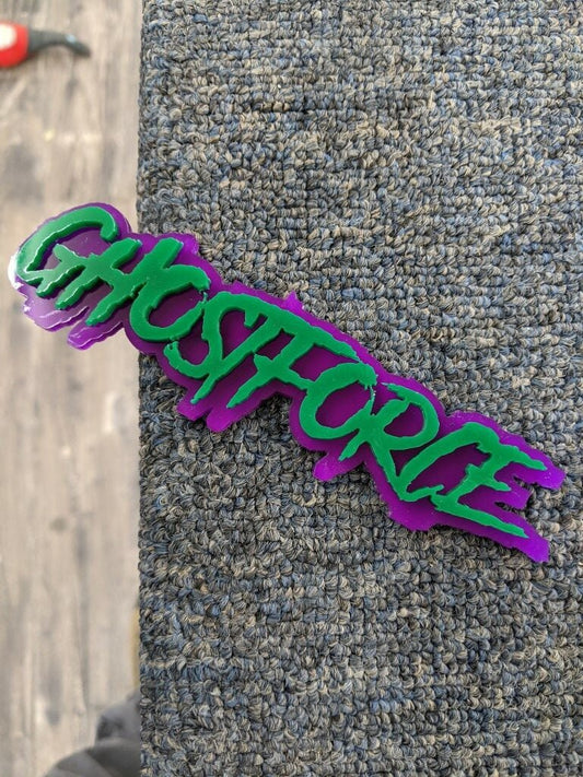 Insigne de voiture Ghostforce - Vert sur violet - Police agressive